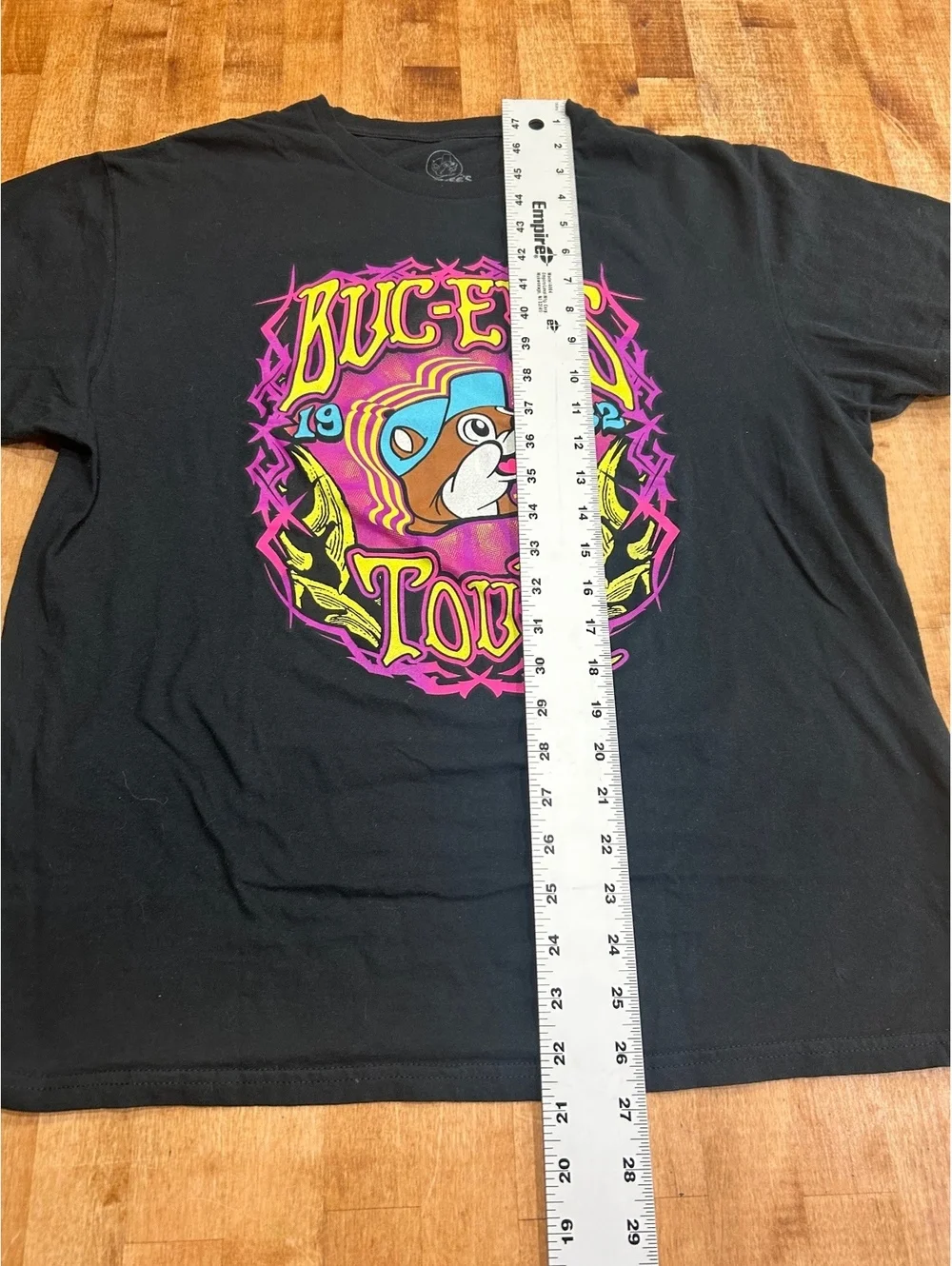Buc-ee's Tour 1982-2002 Black Graphic T-Shirt Large